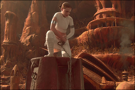 Jeditemplearchives Padme Geonosis Pillar