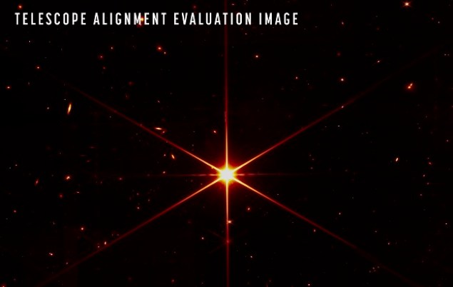 2022 03 NASA STScI James Webb Alignment Eval Image